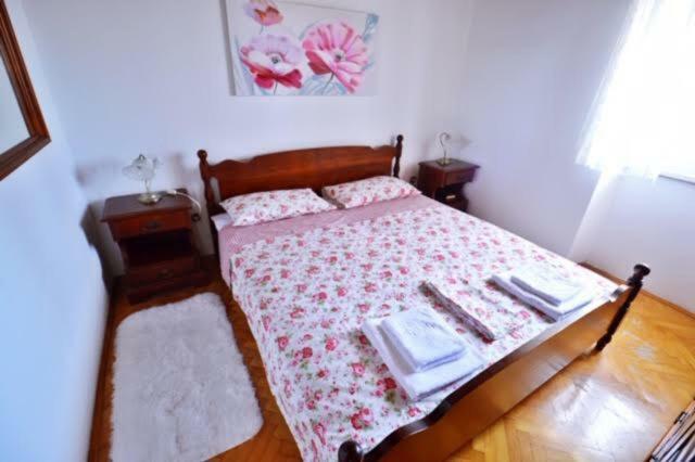 Apartman Martina Betina  Esterno foto